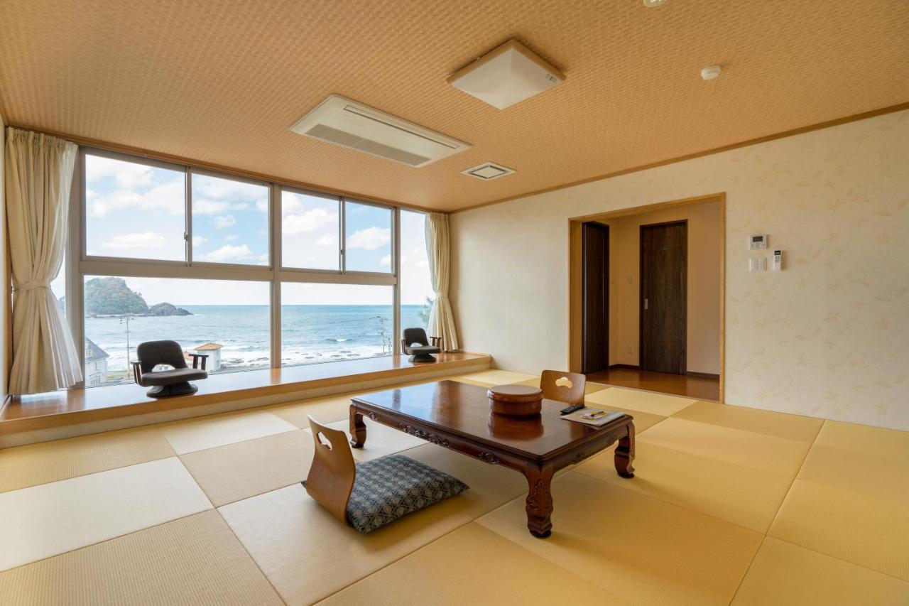 Hotel Sun Resort Shonai Tsuruoka Habitación foto